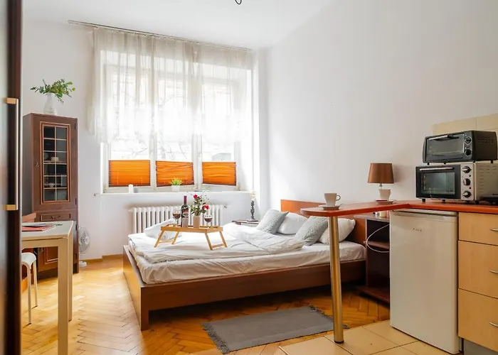 Batorego - Old Town Nearby - By Rentujemy Krakkó