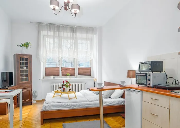 Batorego - Old Town Nearby - By Rentujemy アパート