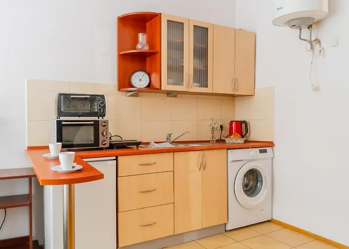 Batorego - Old Town Nearby - By Rentujemy Krakow