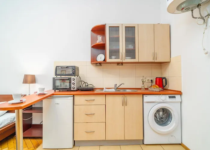 Batorego - Old Town Nearby - By Rentujemy アパート