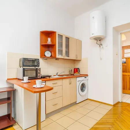 Batorego - Old Town Nearby - By Rentujemy Apartmán *